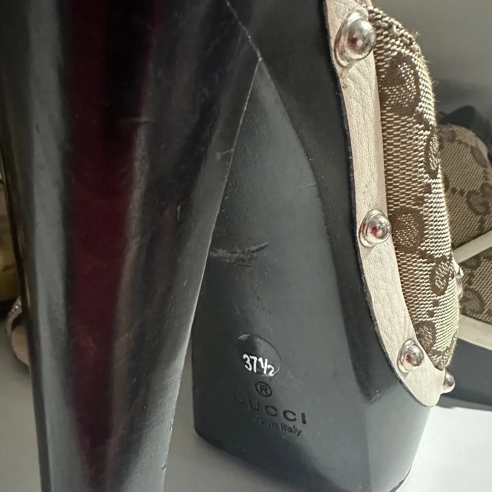 GUCCI HEELS - Picture 6 of 6